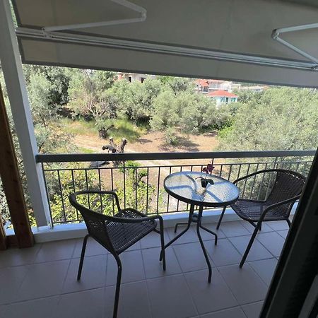 ניקיאנה Sunshine Apartments And Rooms מראה חיצוני תמונה