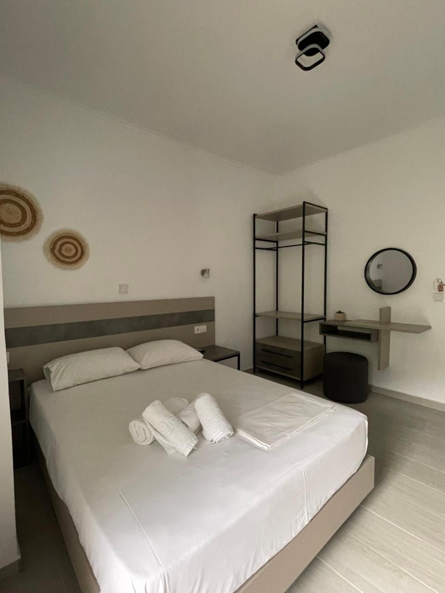 ניקיאנה Sunshine Apartments And Rooms מראה חיצוני תמונה