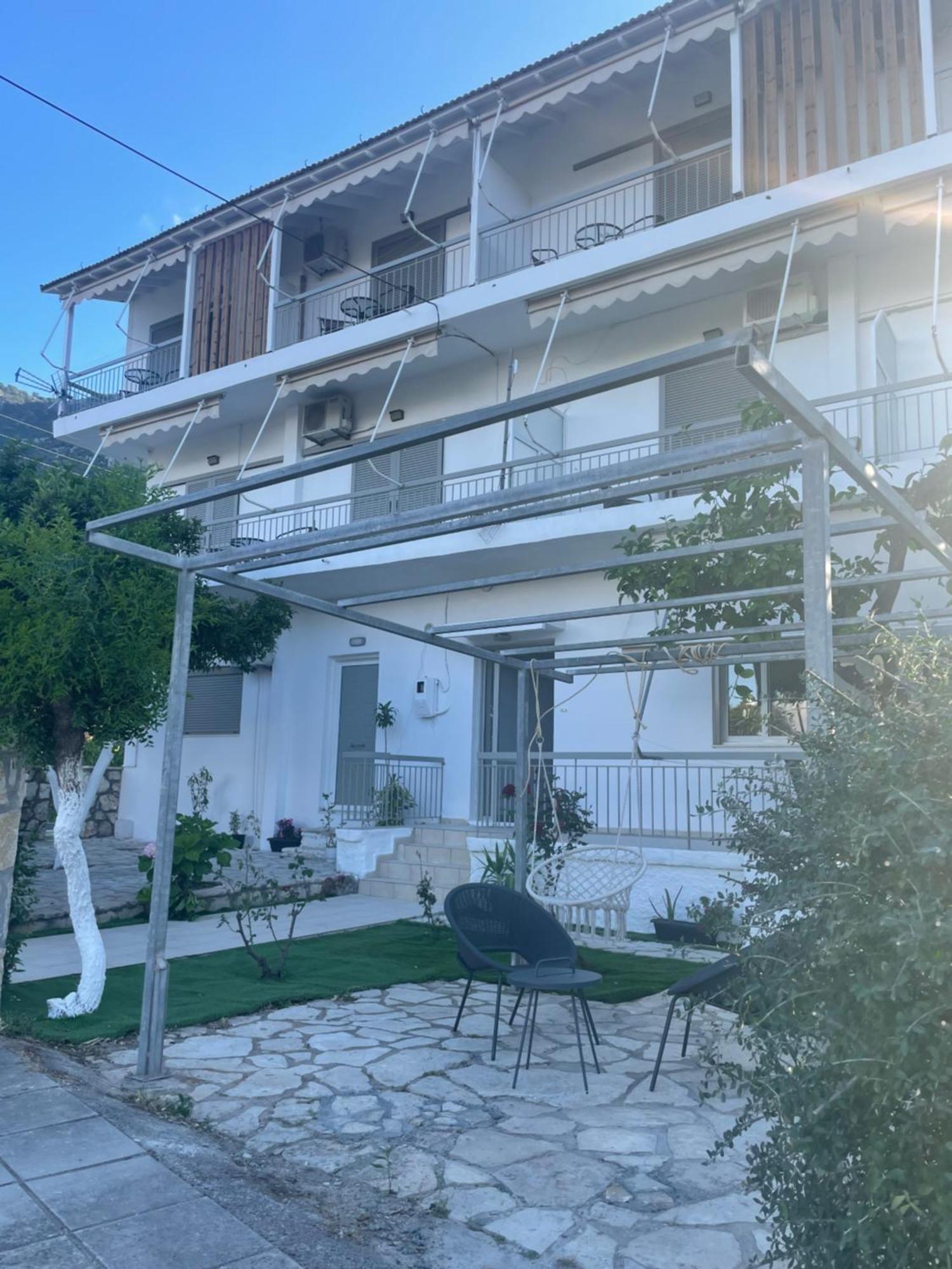 ניקיאנה Sunshine Apartments And Rooms מראה חיצוני תמונה