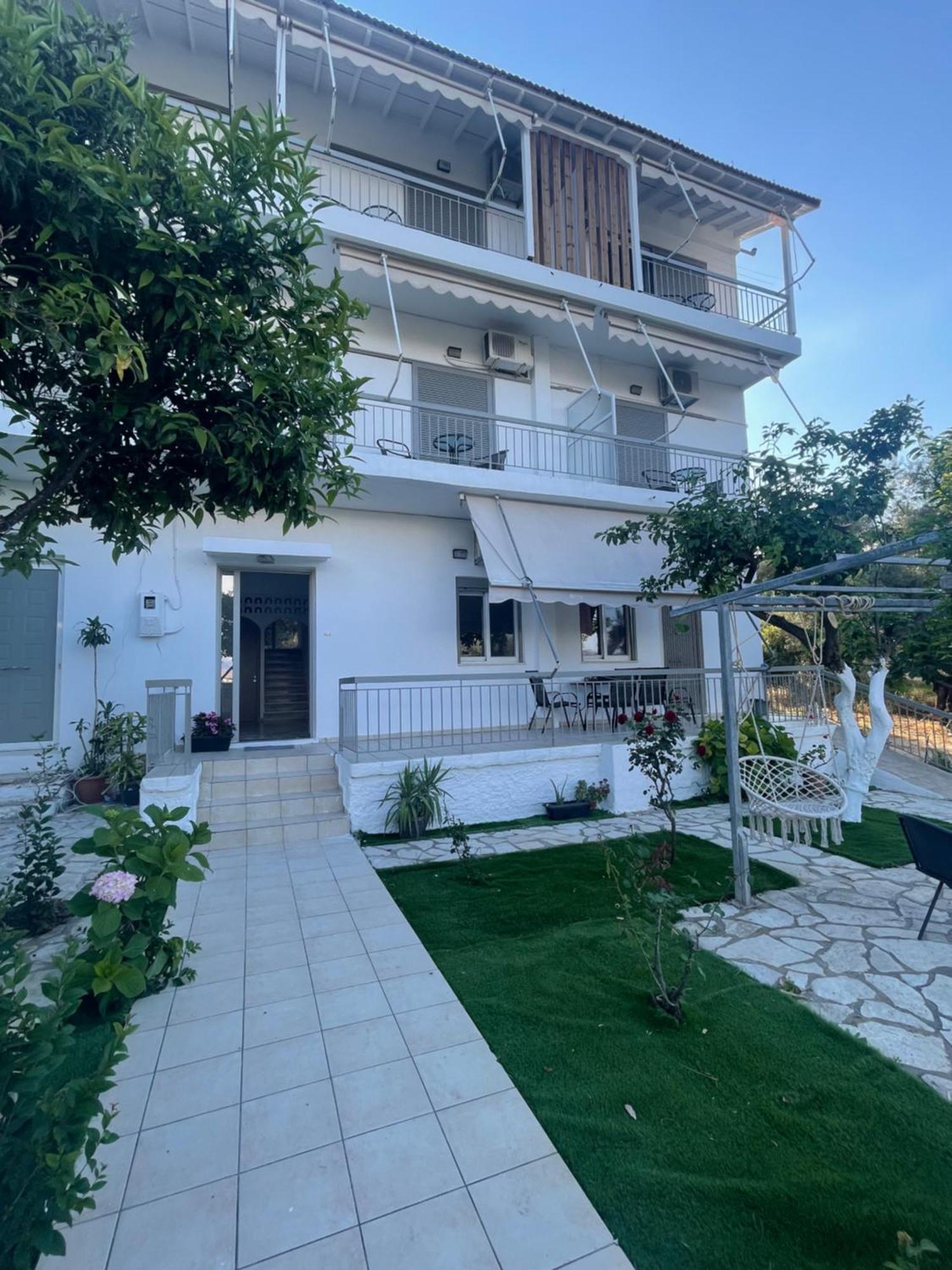 ניקיאנה Sunshine Apartments And Rooms מראה חיצוני תמונה