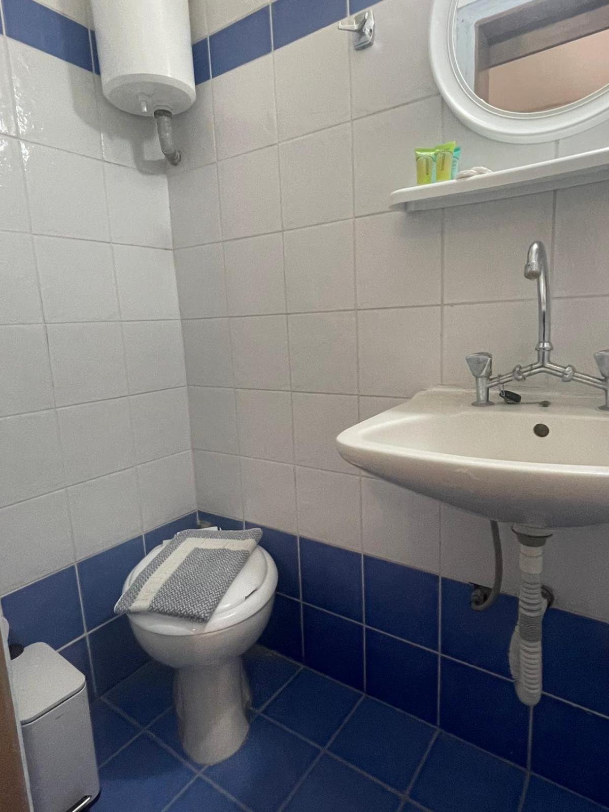 ניקיאנה Sunshine Apartments And Rooms מראה חיצוני תמונה