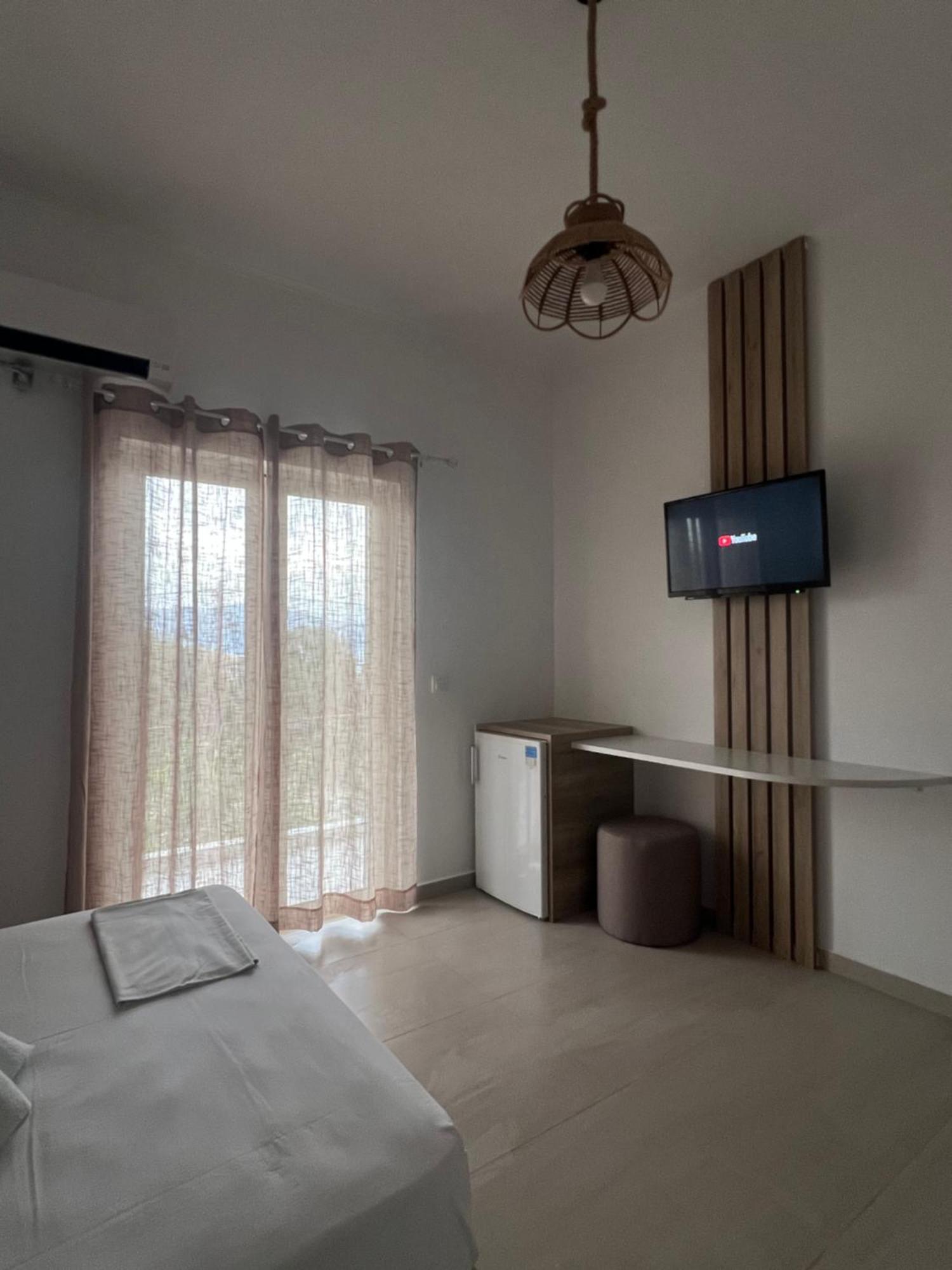 ניקיאנה Sunshine Apartments And Rooms מראה חיצוני תמונה